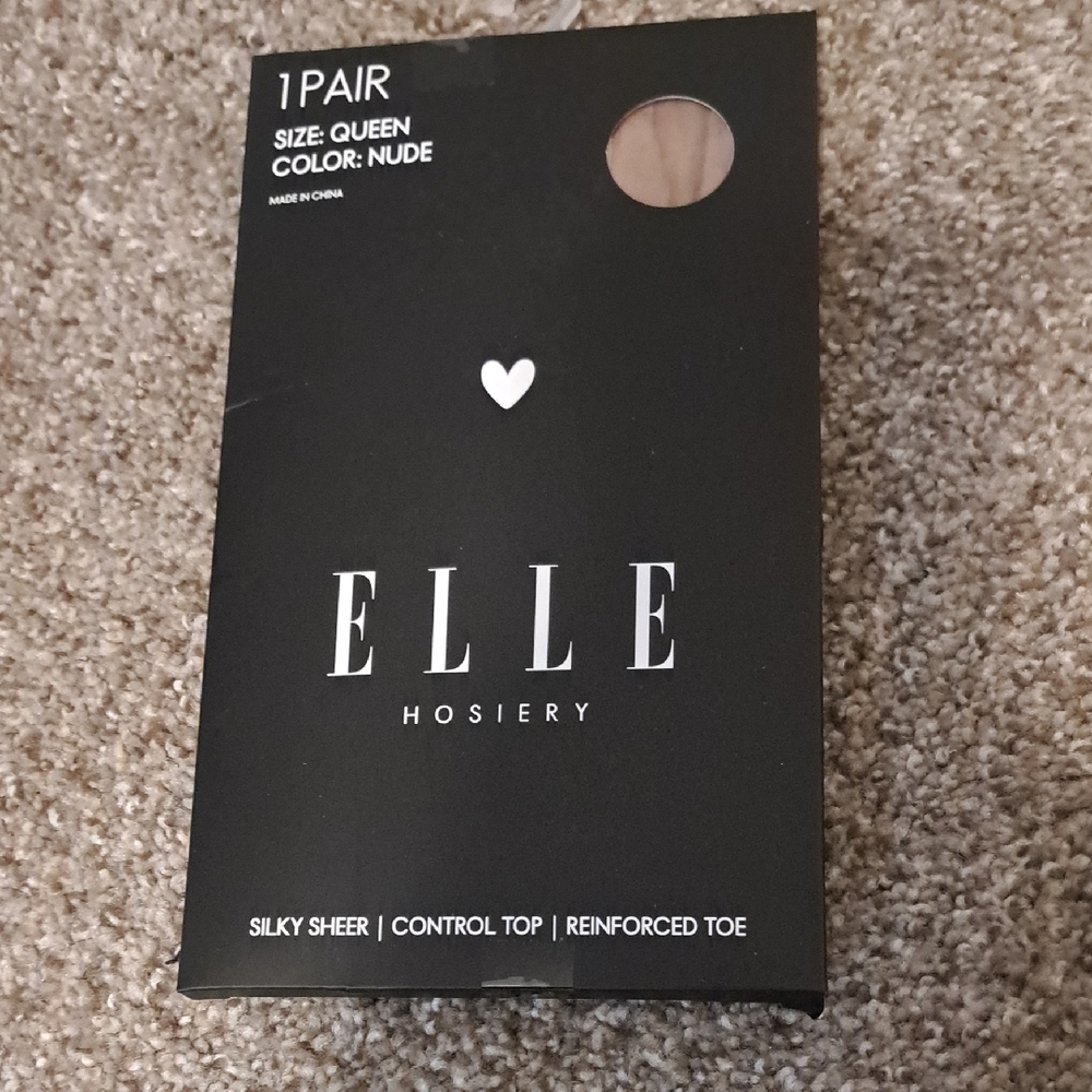 Elle Hosiery Nude Silky Sheer Control Top Hosiery Size Queen NIB